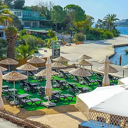 Oscar Seaside & Hotel