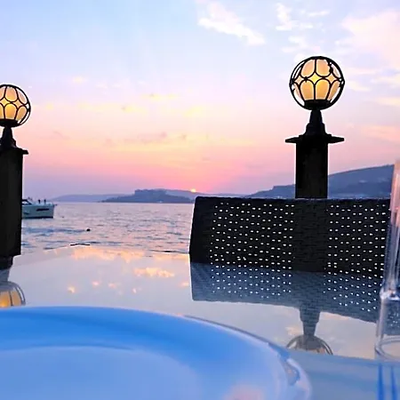 Oscar Seaside & Hotel 4*