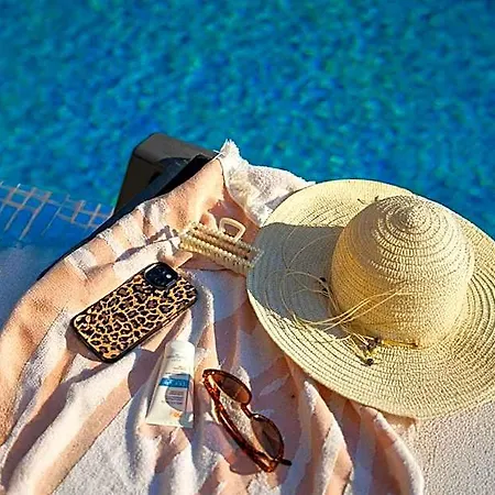 فندق Oscar Seaside &